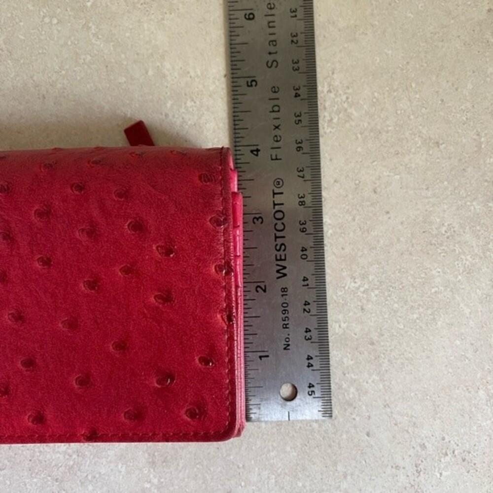 Buxton Red Ostrich Faux Leather Style Wallet - EUC - Picture 10 of 10